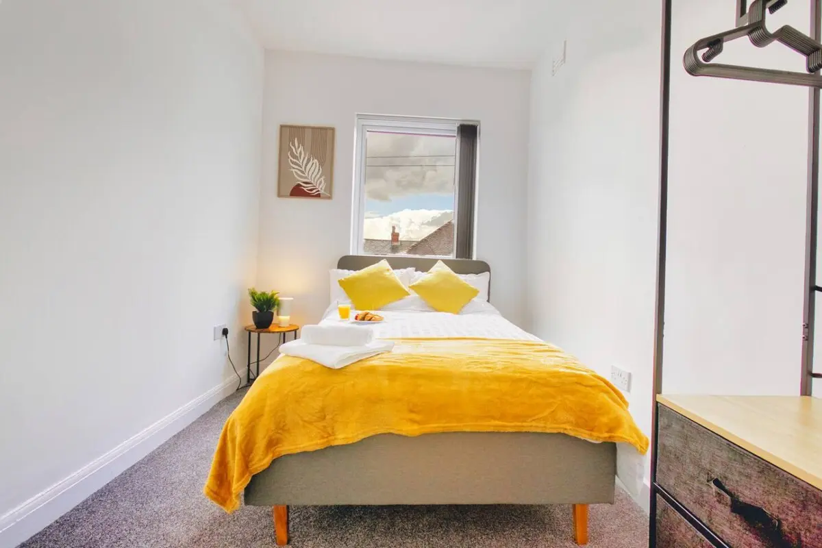 bedroom 2