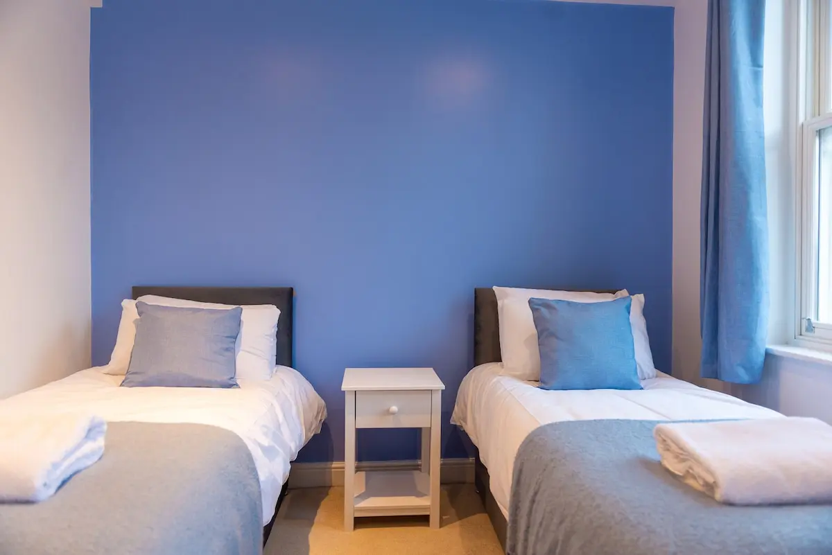 bedroom 1