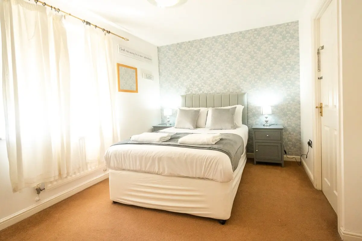 bedroom 2