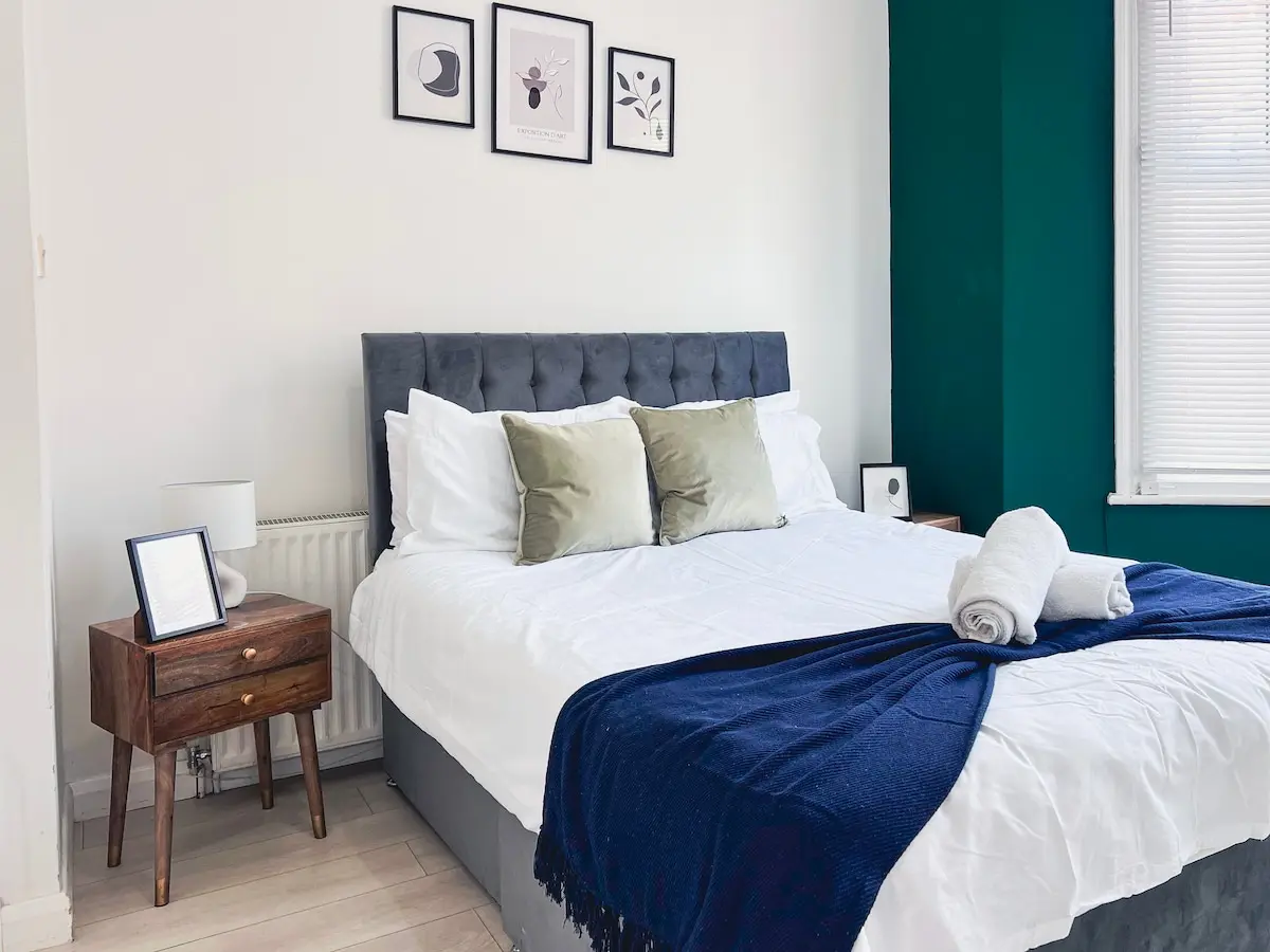 bedroom 1