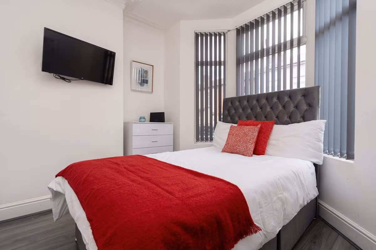 bedroom 2