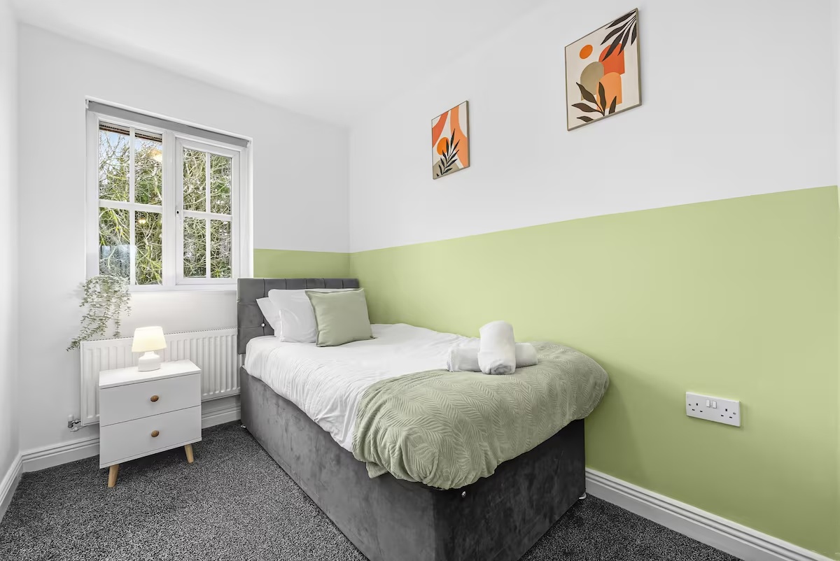 bedroom 5