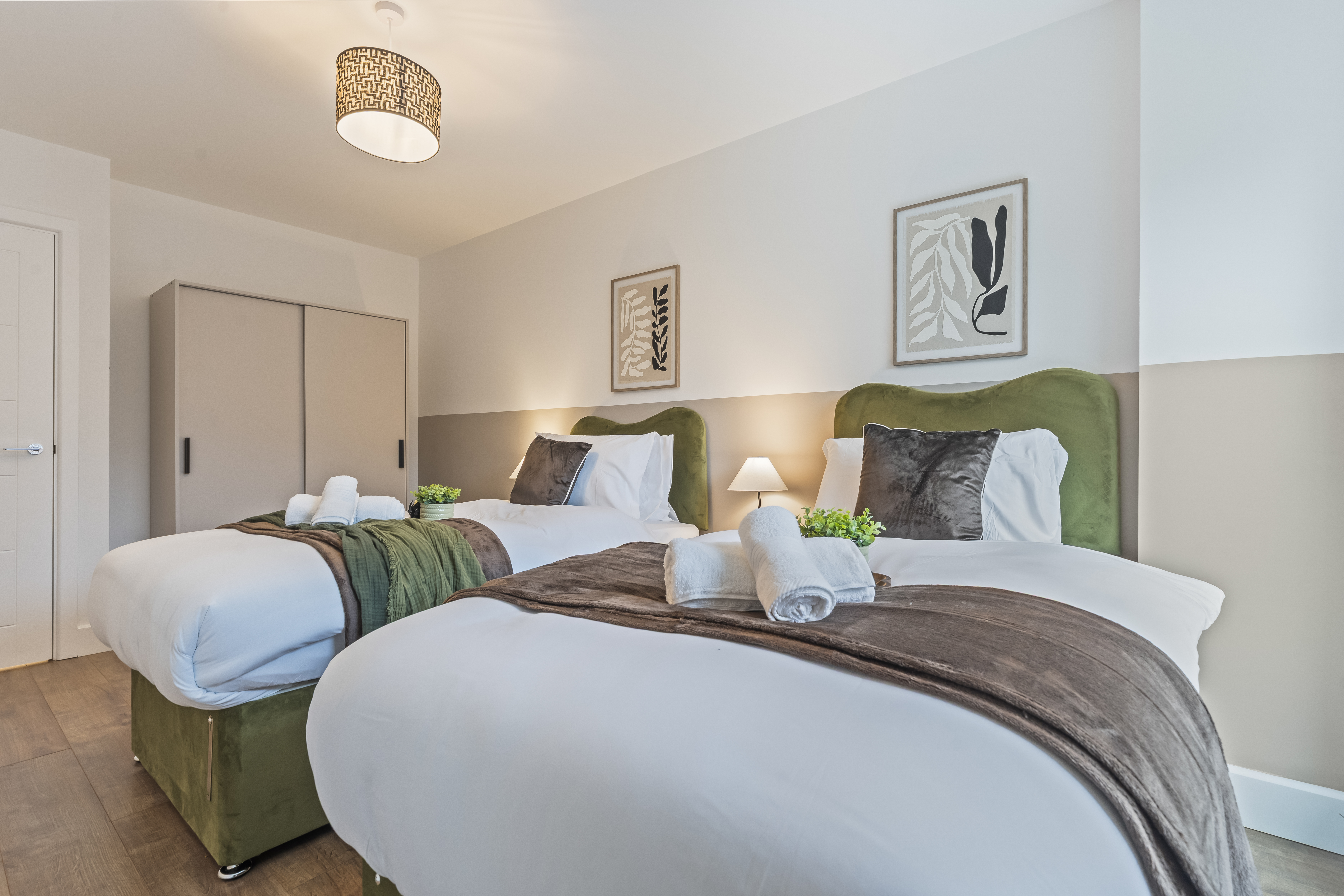 bedroom 9