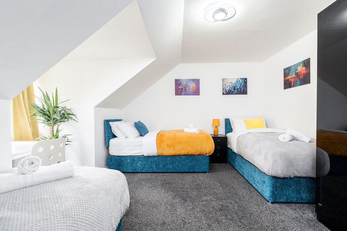 bedroom 2