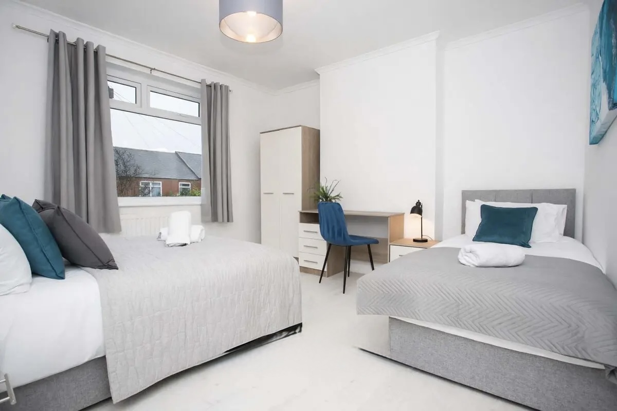 bedroom 2