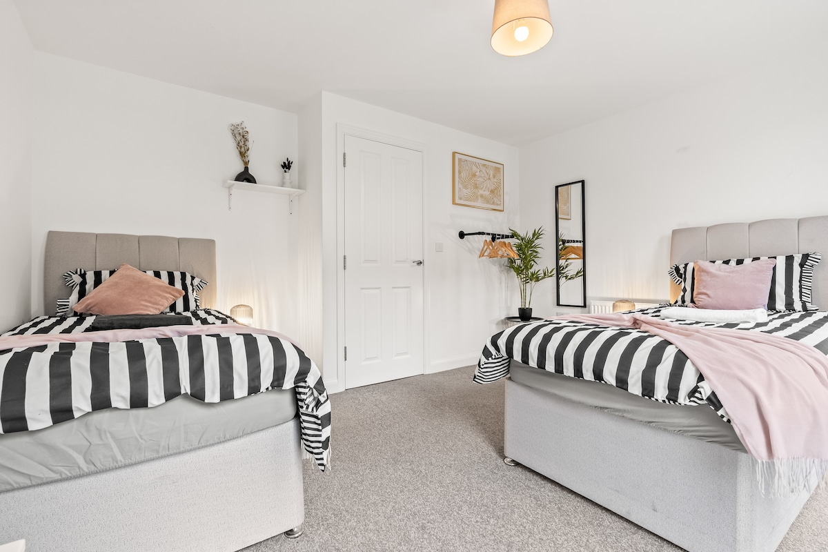 bedroom 5