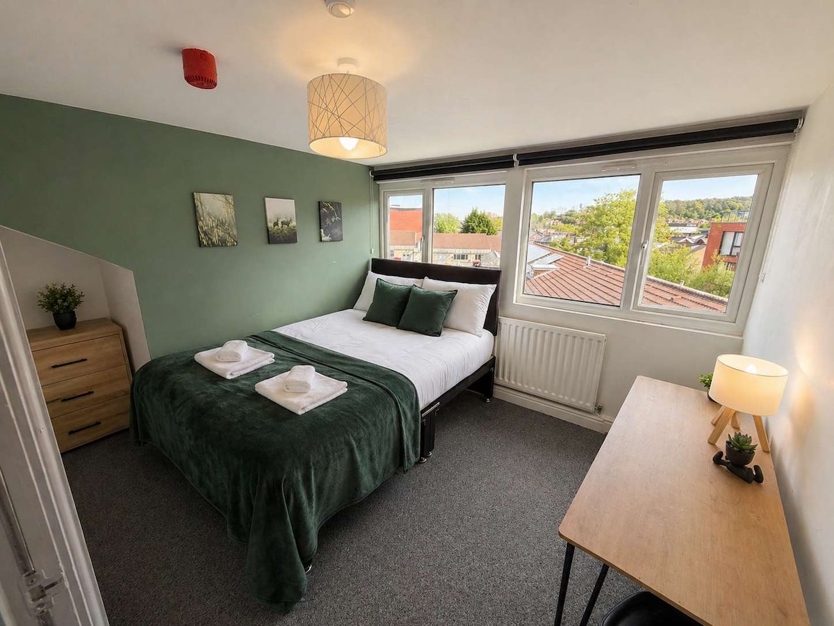 bedroom 5