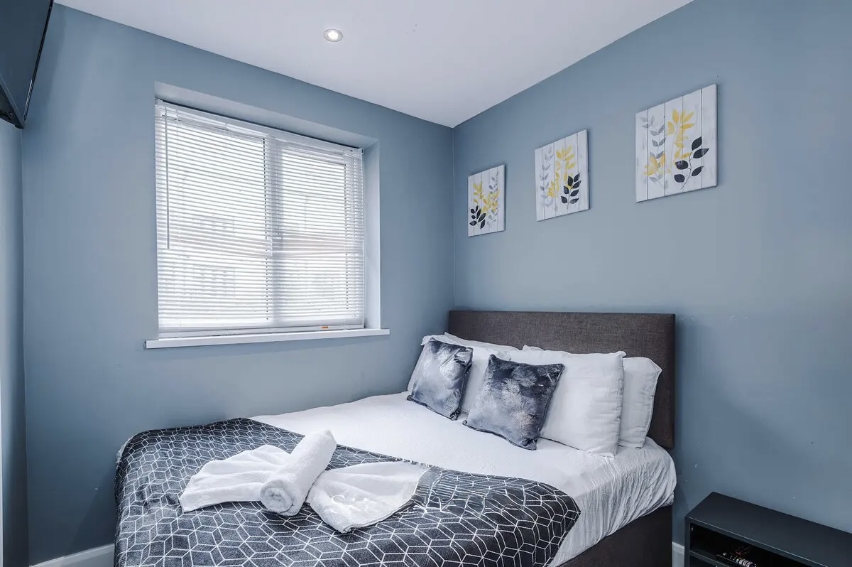 bedroom 1