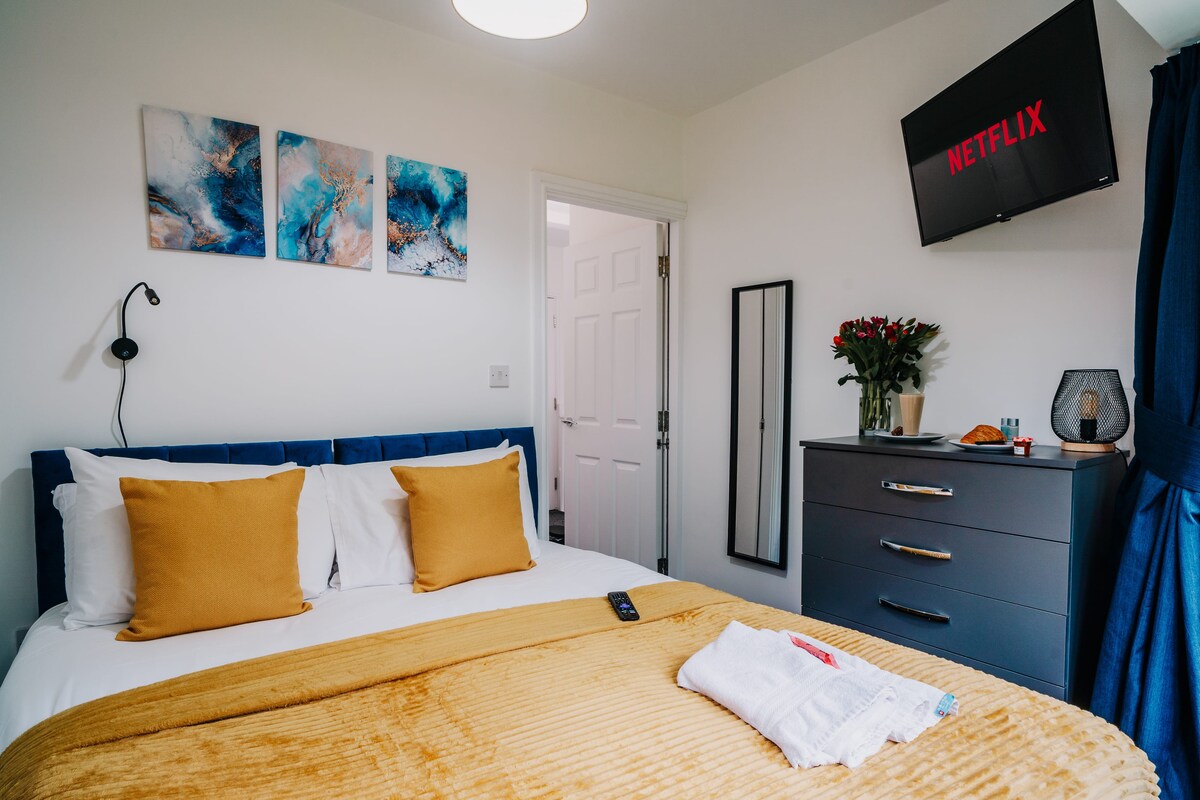 bedroom 2