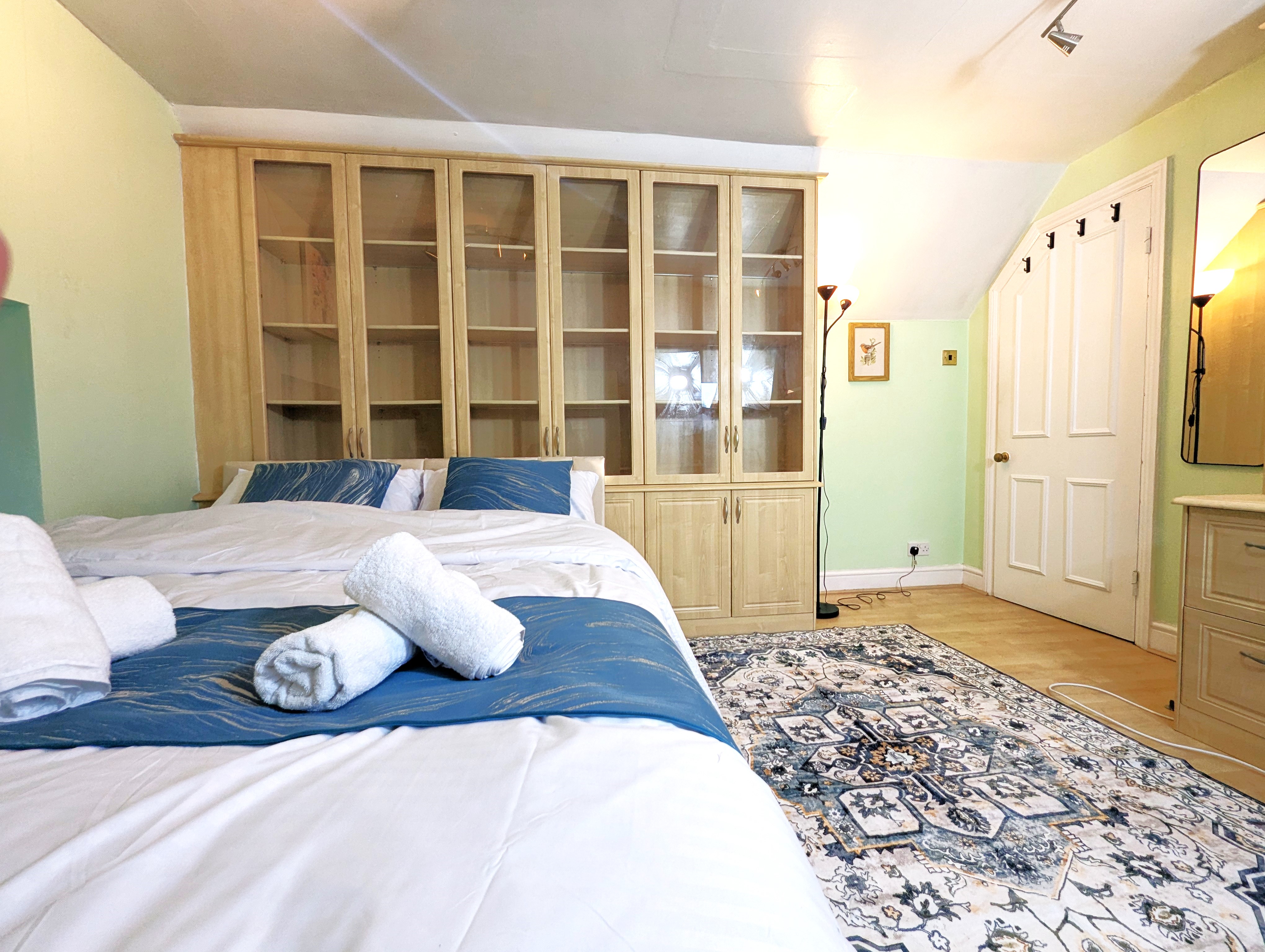 bedroom 5