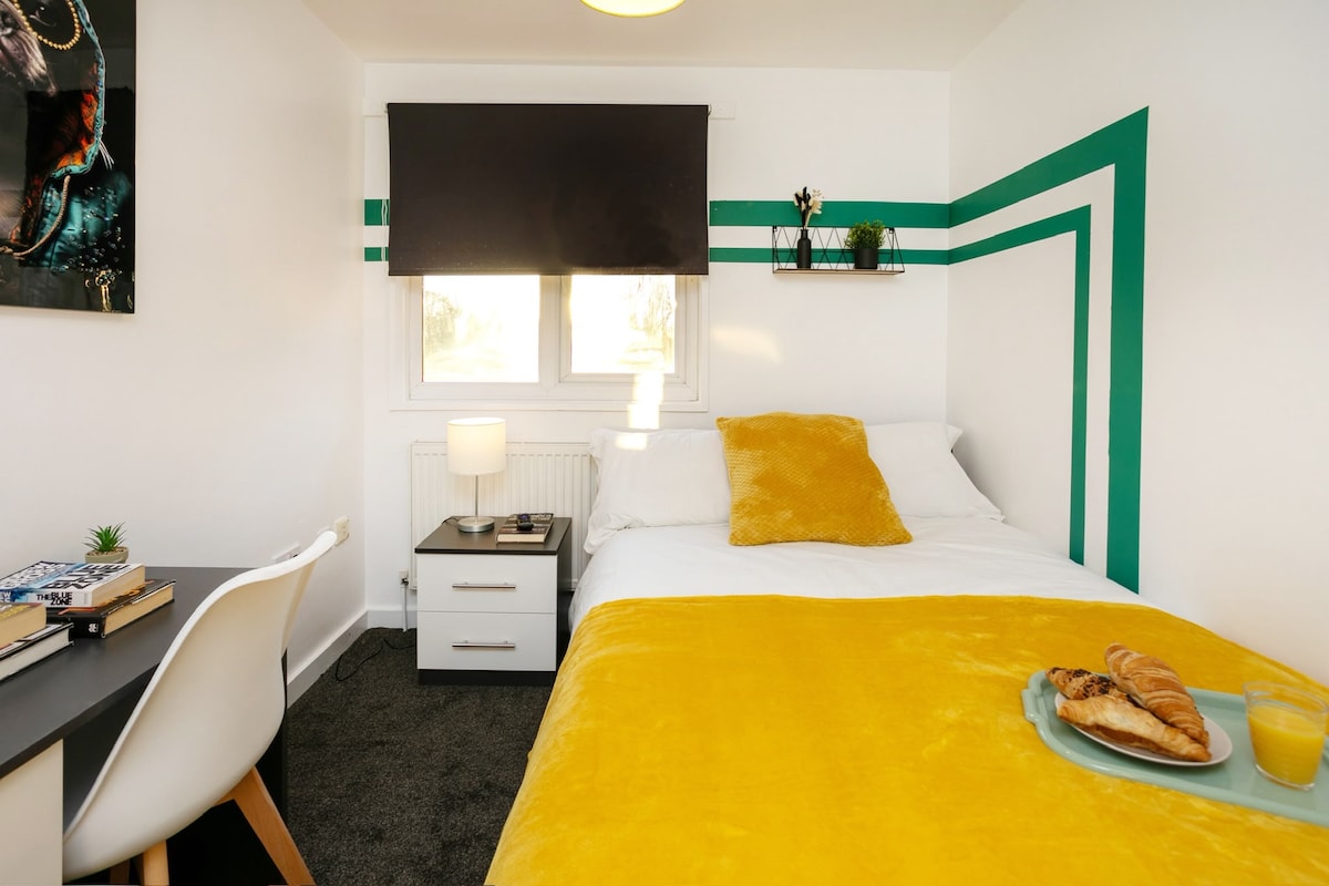 bedroom 2
