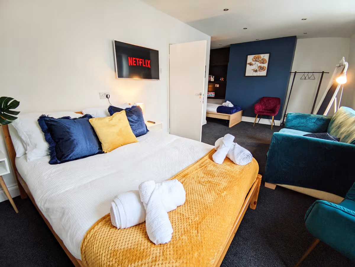 bedroom 2
