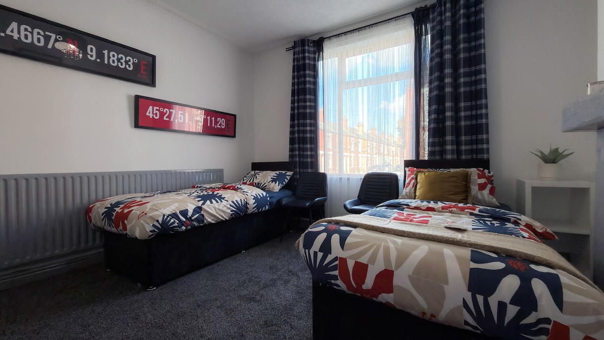 bedroom 2