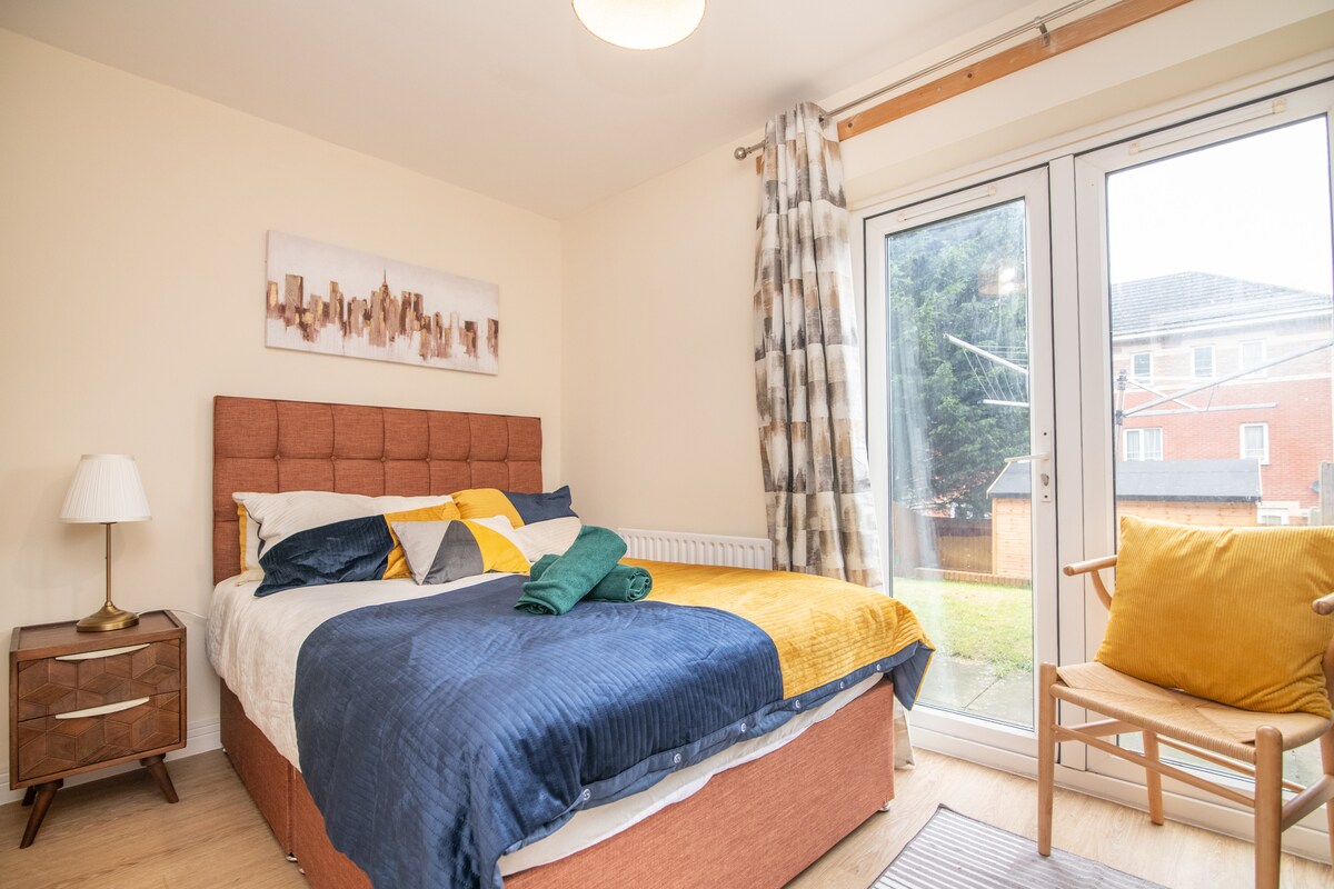 bedroom 5