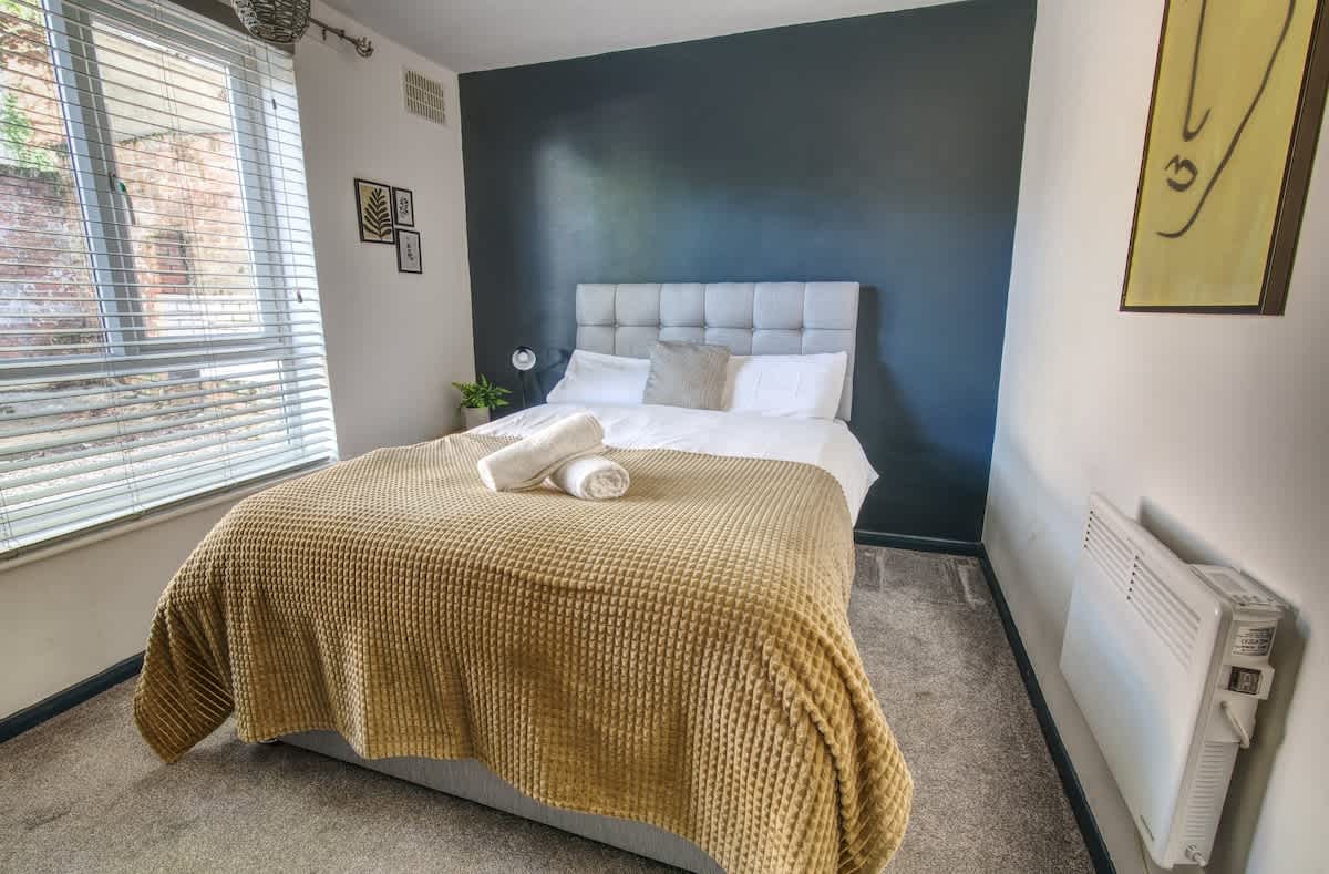 bedroom 1