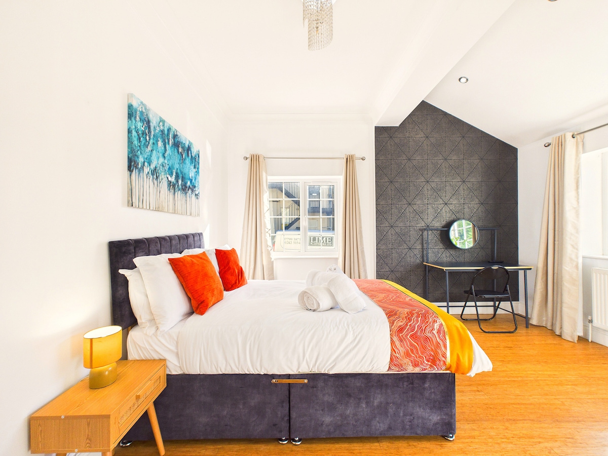 bedroom 5