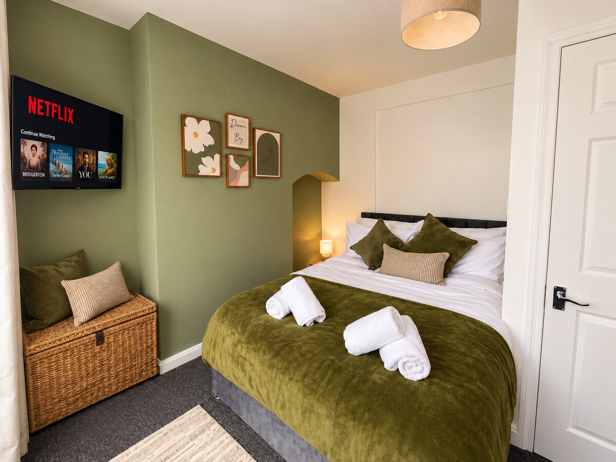 bedroom 1